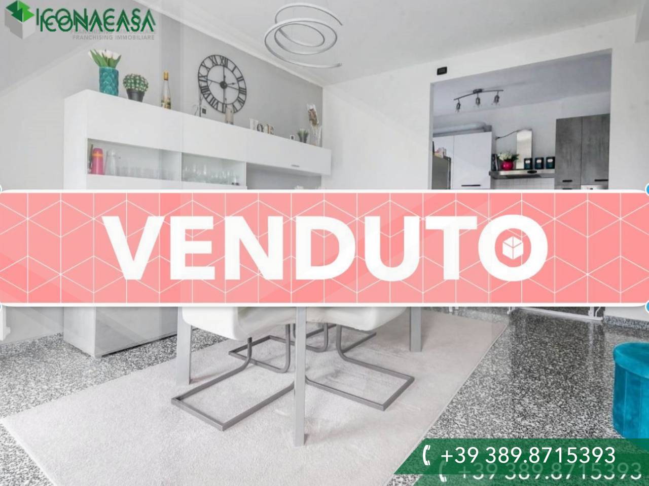 3 rooms Apartment in Milan, Italy No. 242249