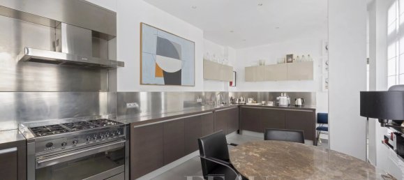 4 bedrooms Apartment in Paris, France No. 180774 22