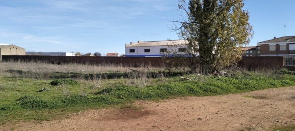 7601m² Land in Santa Maria del Paramo, Spain No. 128048 2
