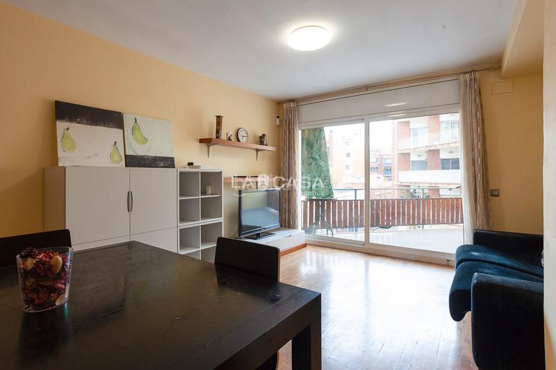 Квартира с 4 спальнями в Кастельдефельс, Испания № 72504