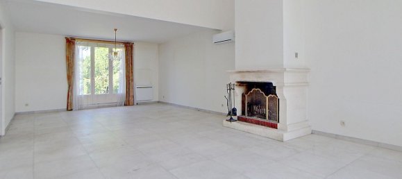 5 bedrooms House in Verneuil-sur-Seine, France No. 181022 3