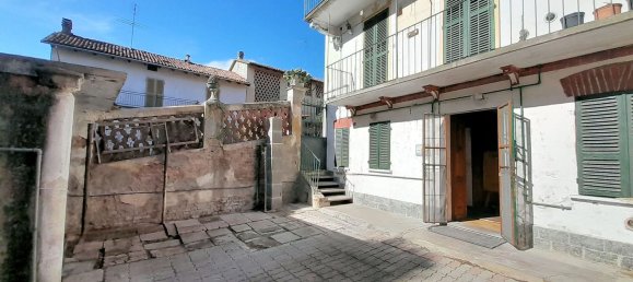 Casa de 6 dormitorios en Viarigi, Italy No. 327170 2