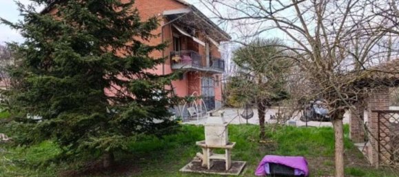 5 rooms Villa in Magliano Alfieri, Italy No. 257961 3