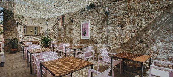 21 room Hotel in Muratpasa, Turkey No. 21115 5