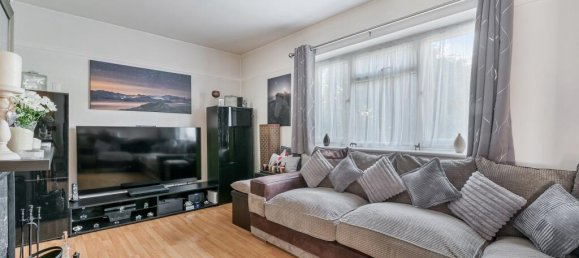 3 Schlafzimmer Haus in Feltham, United Kingdom, Nr. 9789 4