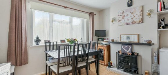 3 Schlafzimmer Haus in Feltham, United Kingdom, Nr. 9789 5