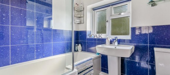 3 Schlafzimmer Haus in Feltham, United Kingdom, Nr. 9789 9