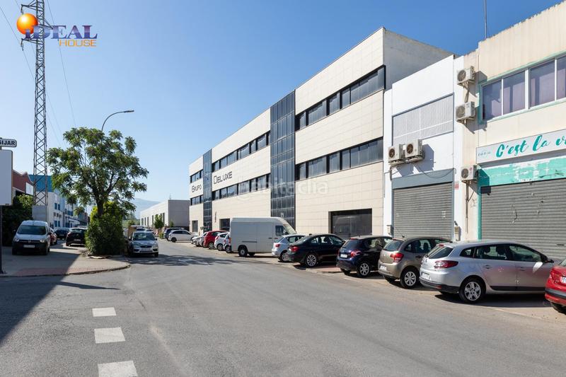  عقار تجاري في Peligros, Spain 174متر مربع رقم 107849