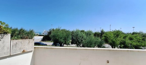 4 rooms Apartment in Fano, Italy No. 258052 7