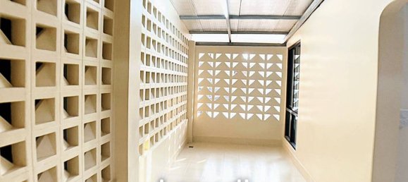 3 bedrooms Bungalow in Bangkok, Thailand No. 14294 7