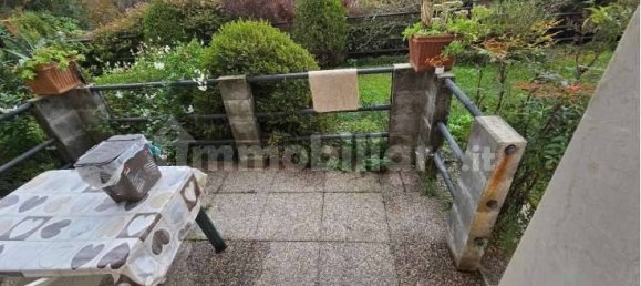 2 bedrooms Apartment in Como, Italy No. 2877 3