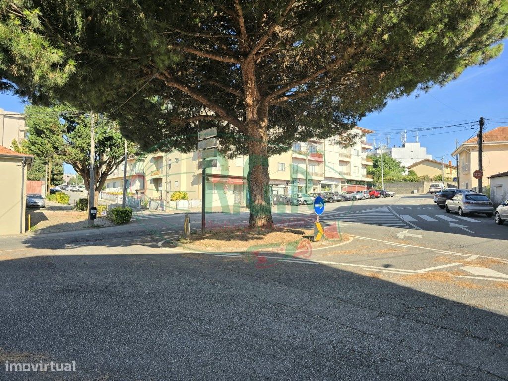 2 bedrooms Apartment in Valbom, Portugal No. 275092