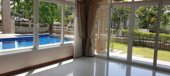 Кафе / ресторан с 5 спальнями в Паттайя, Таиланд № 4085 27