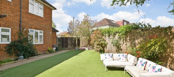 2 bedrooms Maisonette in Essex, United Kingdom No. 4101 4