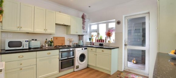 2 bedrooms Maisonette in Essex, United Kingdom No. 4101 3