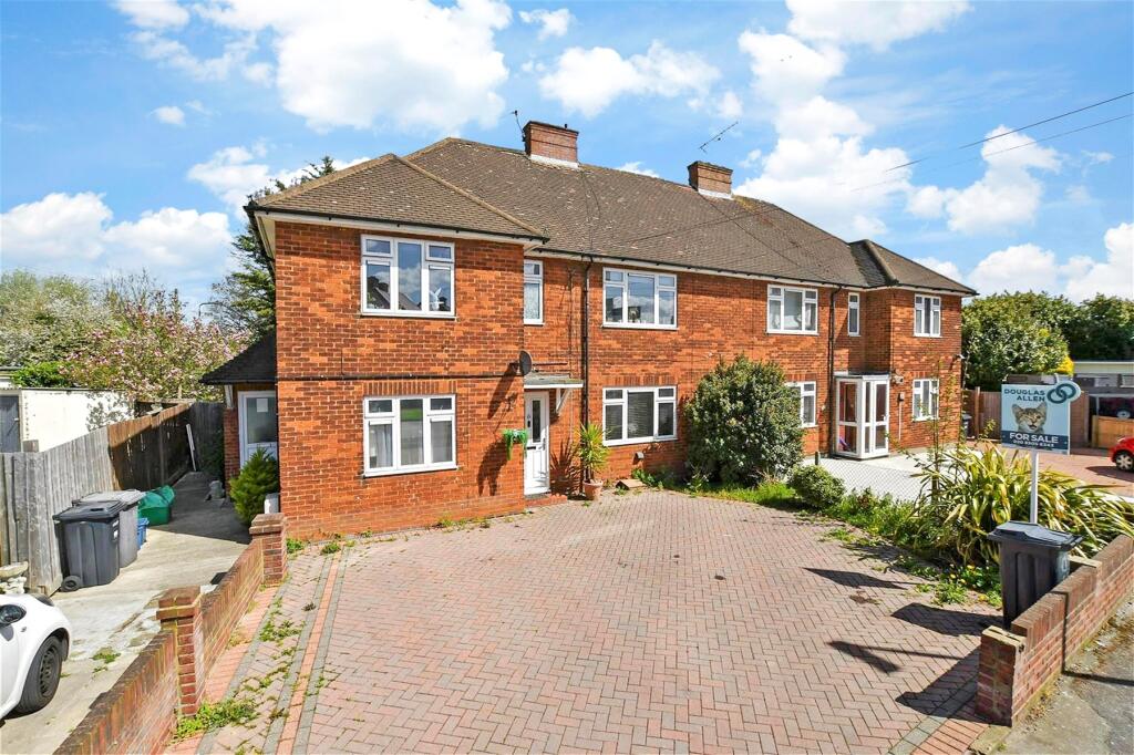 2 bedrooms Maisonette in Essex, United Kingdom No. 4101