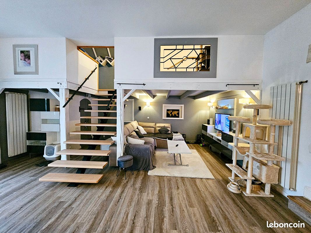 5 chambres Maison à Pithiviers, France No. 331062