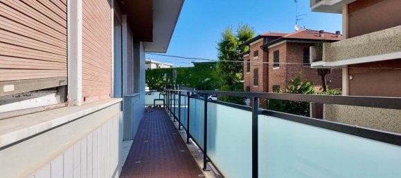 5 bedrooms Apartment in Ancona, Italy No. 378028 14