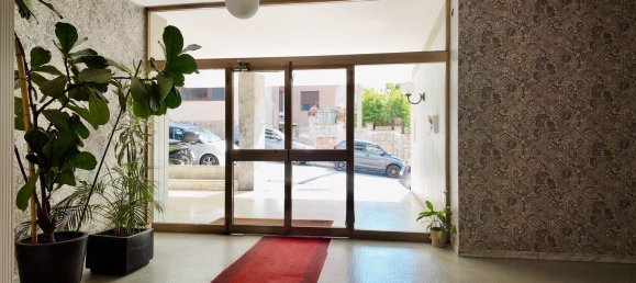 5 bedrooms Apartment in Ancona, Italy No. 378028 5