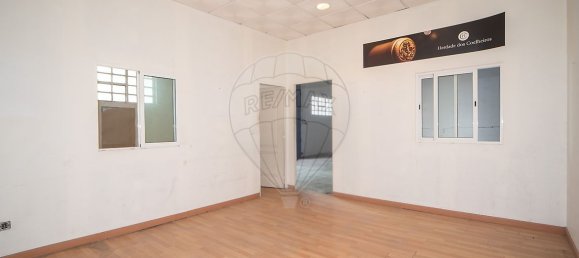 Lagerhaus in Lisbon, Portugal 460m², Nr. 349945 5