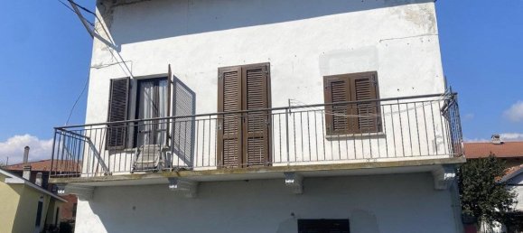 3غرفة فيلا في Ivrea, Italy رقم 38768 2