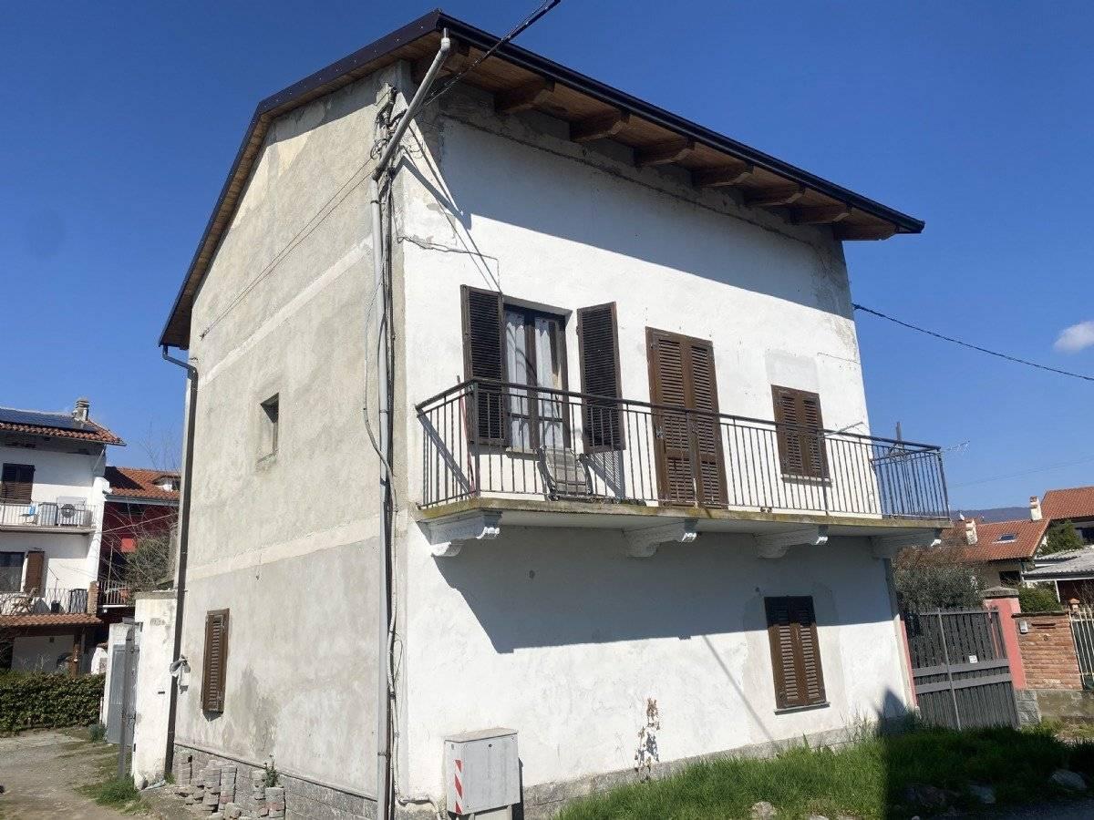 3غرفة فيلا في Ivrea, Italy رقم 38768