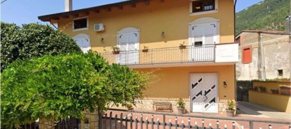4 rooms Apartment in Serino, Italy No. 276058 5