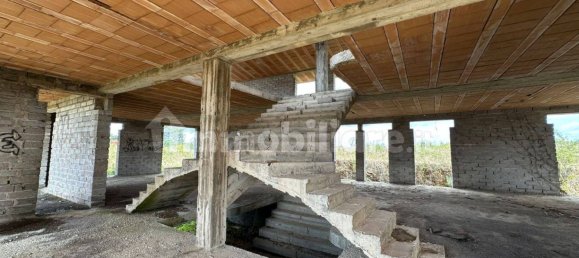 Studio in Aprilia, Italy No. 60410 4