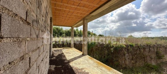 Studio in Aprilia, Italy No. 60410 3