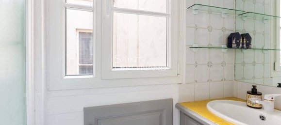 1 bedroom Apartment in Paris, France No. 319995 8