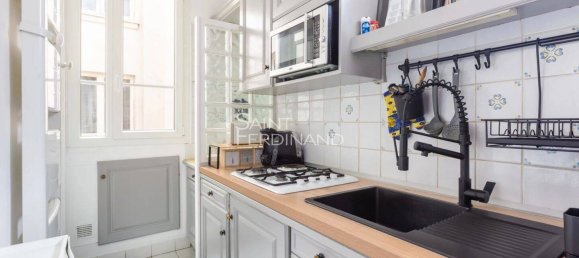 1 bedroom Apartment in Paris, France No. 319995 5