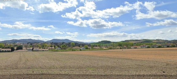 318m² Land in Le Cendre, France No. 288860 3