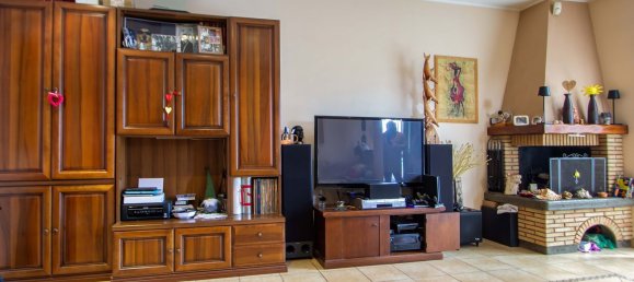 3 rooms Apartment in San Cesareo, Italy No. 202154 4