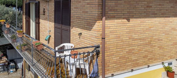 3 rooms Apartment in San Cesareo, Italy No. 202154 30