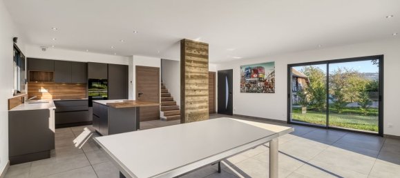 4 bedrooms House in Vimines, France No. 201789 6