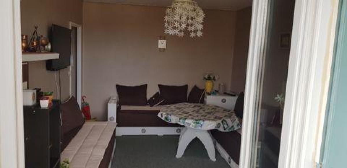 Apartamento com 2 quartos em condomínio em Sorgues, France N.º 13405
