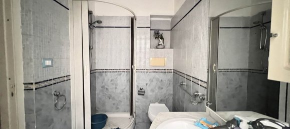3 Schlafzimmer Wohnung in Palermo, Italy, Nr. 349361 8