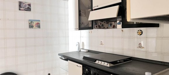 3 Schlafzimmer Wohnung in Palermo, Italy, Nr. 349361 9