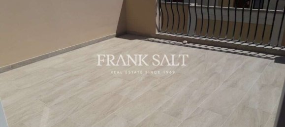 3 bedrooms Penthouse in Ghajnsielem, Malta No. 5601 26