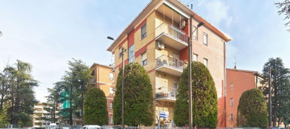 4 rooms Apartment in Parma, Italy No. 238982 21