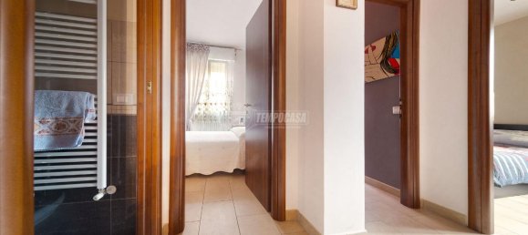 4 rooms Apartment in Parma, Italy No. 238982 11