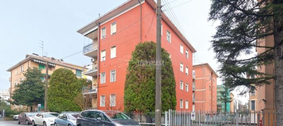 4 rooms Apartment in Parma, Italy No. 238982 20