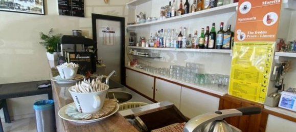 Propiedad comercial de 1 habitación en Fano, Italy No. 277983 4