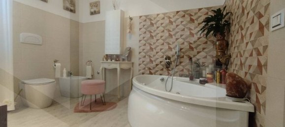 3 bedrooms Apartment in Termoli, Italy No. 286995 11
