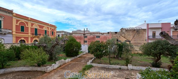 10 bedrooms Building in Parabita, Italy No. 60351 15