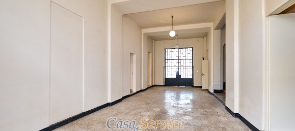 10 bedrooms Building in Parabita, Italy No. 60351 8