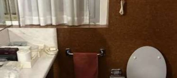 7 rooms House in Erba, Italy No. 2846 2