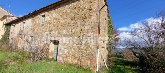 قطعة أرض في Lamporecchio, Italy 54000متر مربع رقم 100818 11