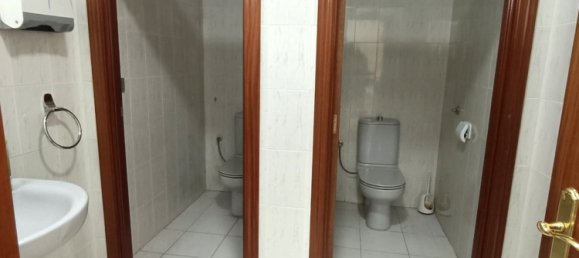 Büro in Leon, Spain 210m², Nr. 70902 11