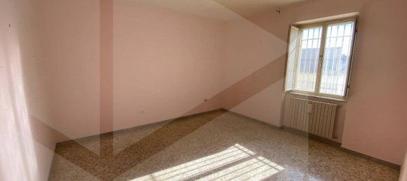 4 rooms Apartment in Modugno, Italy No. 18912 6